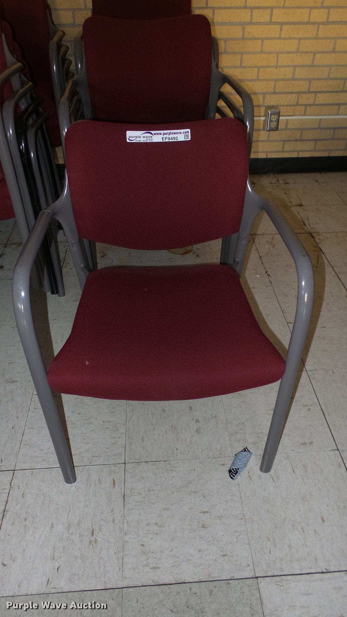 43) chairs in Wichita, KS | Item EF9492 sold | Purple Wave