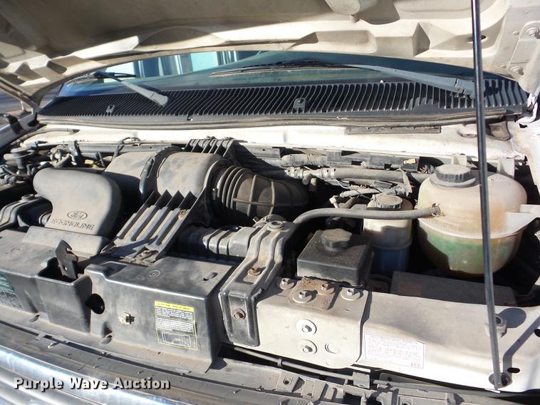 image for item AY9610 2003 Ford Econoline E450 Thomas shuttle bus