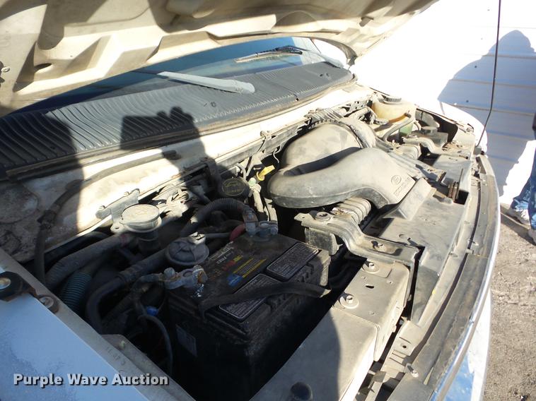 image for item AY9610 2003 Ford Econoline E450 Thomas shuttle bus