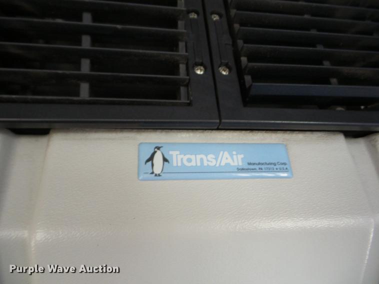 image for item AY9610 2003 Ford Econoline E450 Thomas shuttle bus