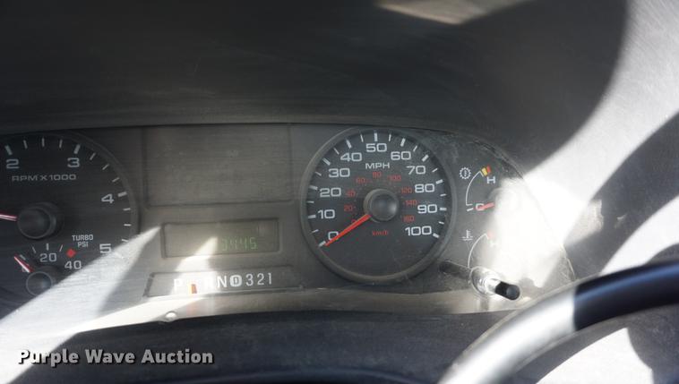 image for item DB0378 2005 Ford F450 Super Duty flatbed truck