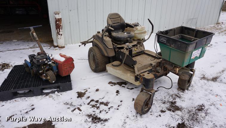 image for item DB0383 Spreader/sprayer