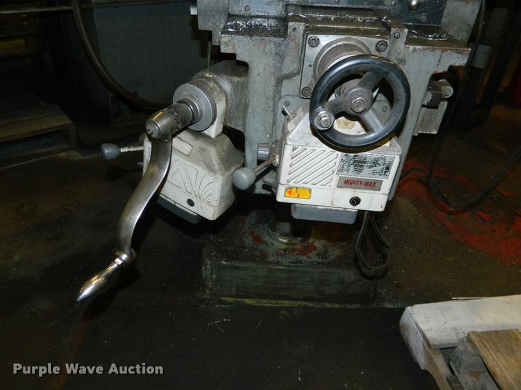 image for item DB1232 2001 Comet 3KUHD-B turret milling machine/vertical mill