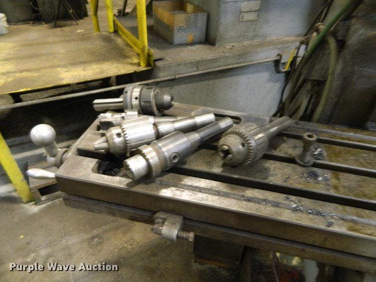 image for item DB1232 2001 Comet 3KUHD-B turret milling machine/vertical mill