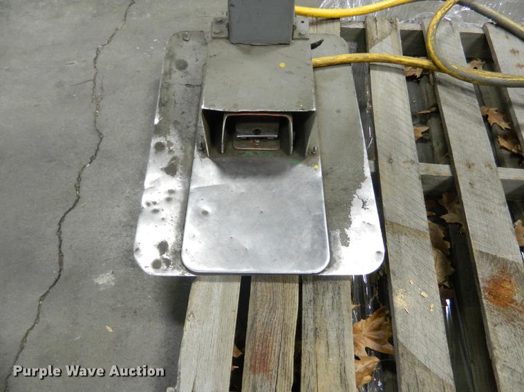 image for item DB1238 2000 Accurpress 732012 CNC press brake