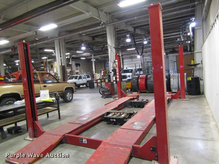 image for item DB1240 Hunter L441 alignment lift