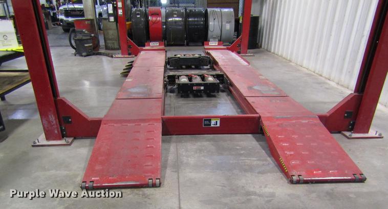 image for item DB1240 Hunter L441 alignment lift