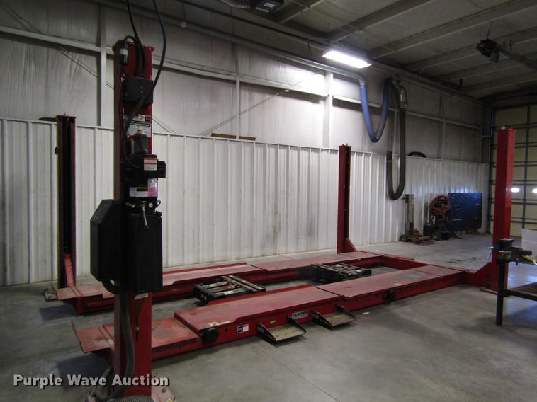 image for item DB1240 Hunter L441 alignment lift