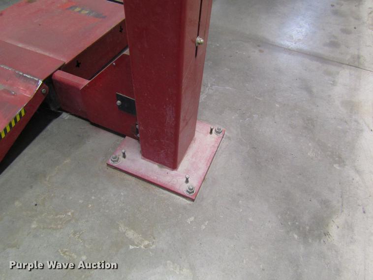 image for item DB1240 Hunter L441 alignment lift