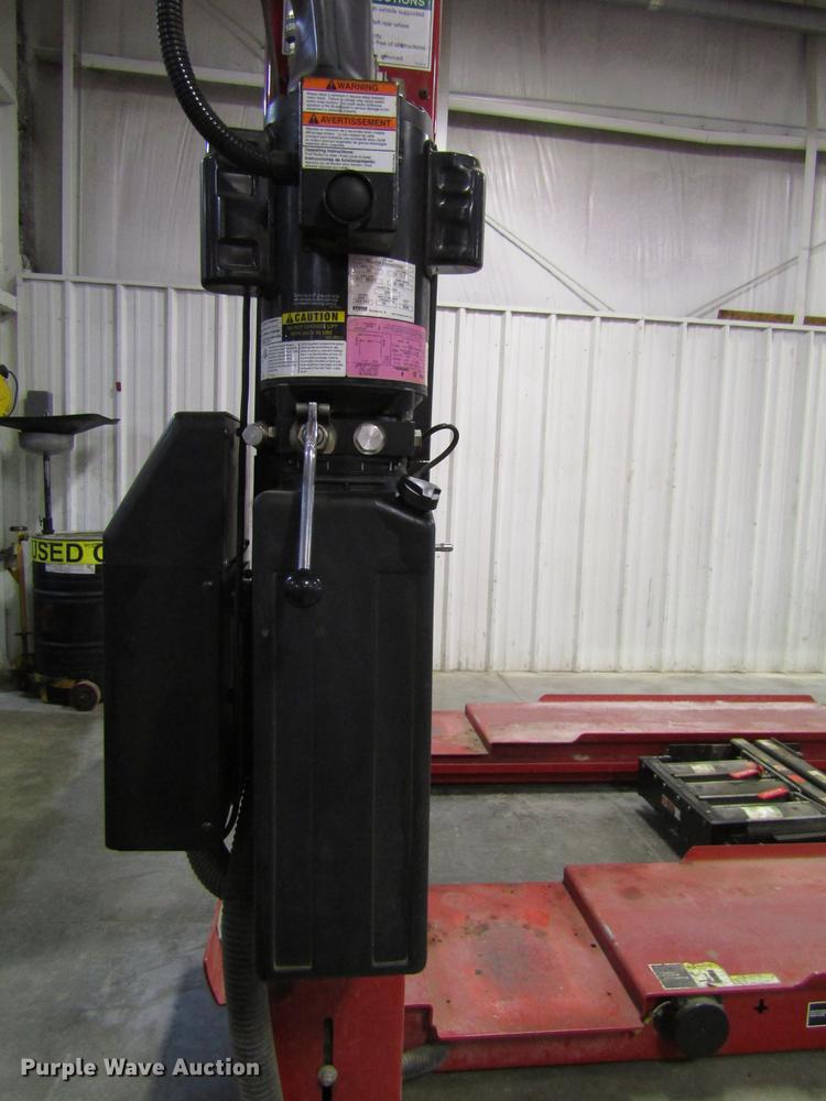 image for item DB1240 Hunter L441 alignment lift