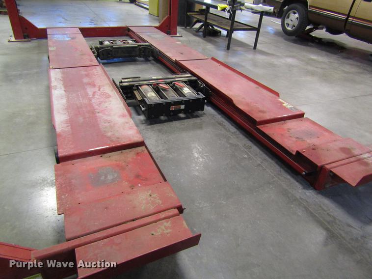 image for item DB1240 Hunter L441 alignment lift