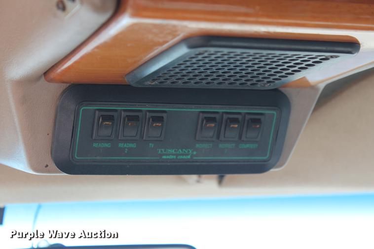 image for item DB5095 1999 Ford F450 Super Duty XLT Crew Cab flatbed truck