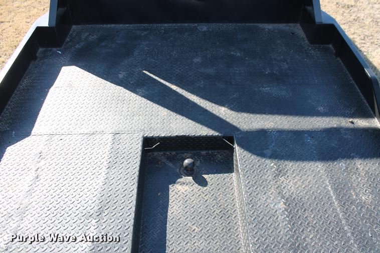 image for item DB5095 1999 Ford F450 Super Duty XLT Crew Cab flatbed truck