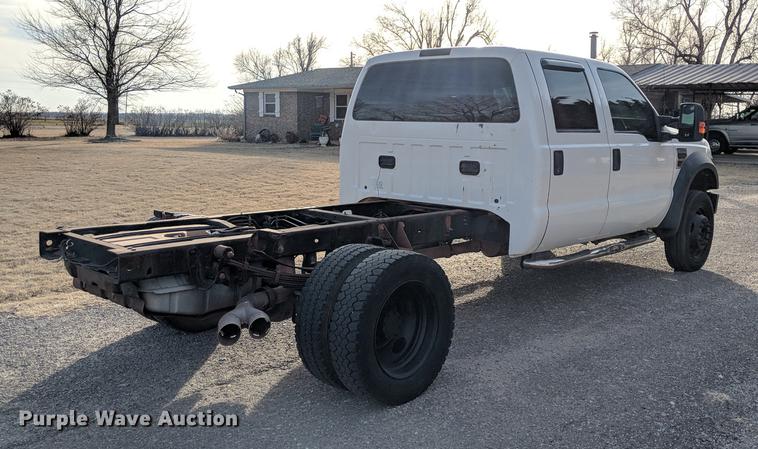 image for item DB5114 2008 Ford F550 Super Duty XL Crew Cab truck cab and chassis