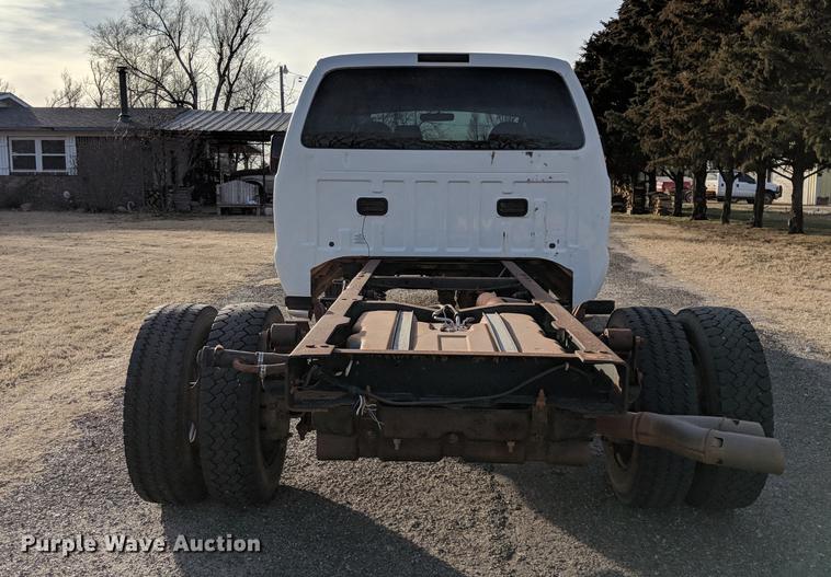 image for item DB5114 2008 Ford F550 Super Duty XL Crew Cab truck cab and chassis