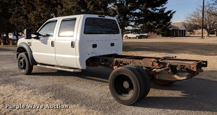 image for item DB5114 2008 Ford F550 Super Duty XL Crew Cab truck cab and chassis