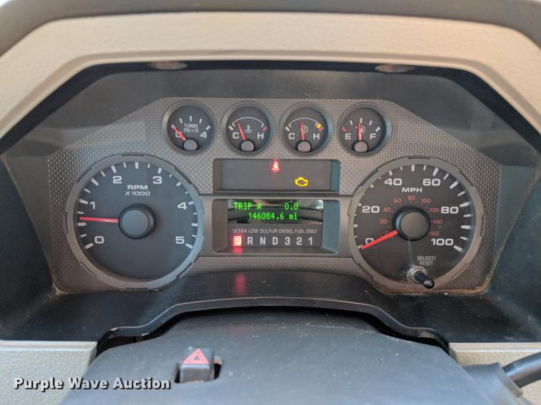 image for item DB5114 2008 Ford F550 Super Duty XL Crew Cab truck cab and chassis