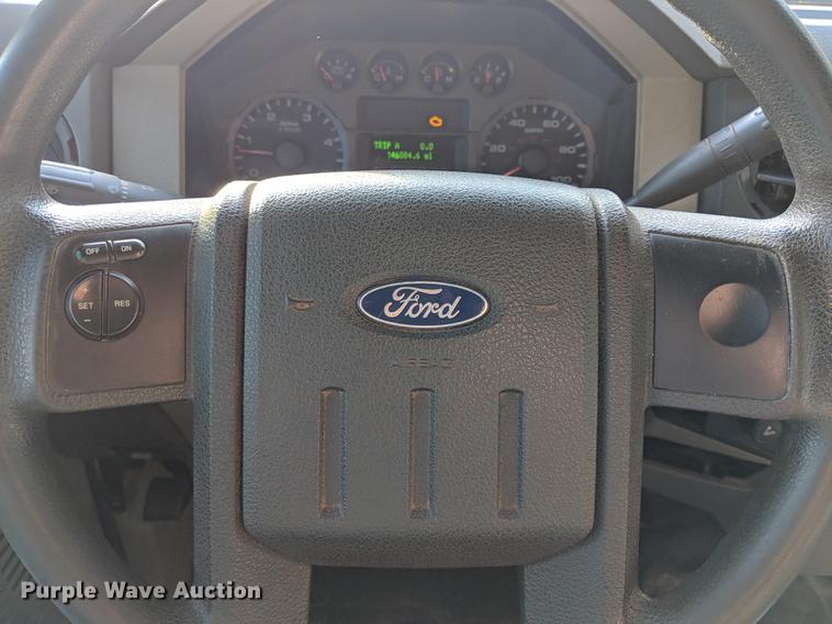 image for item DB5114 2008 Ford F550 Super Duty XL Crew Cab truck cab and chassis