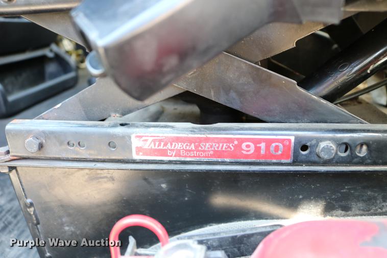 image for item DB6596 2004 Freightliner FL70 box truck