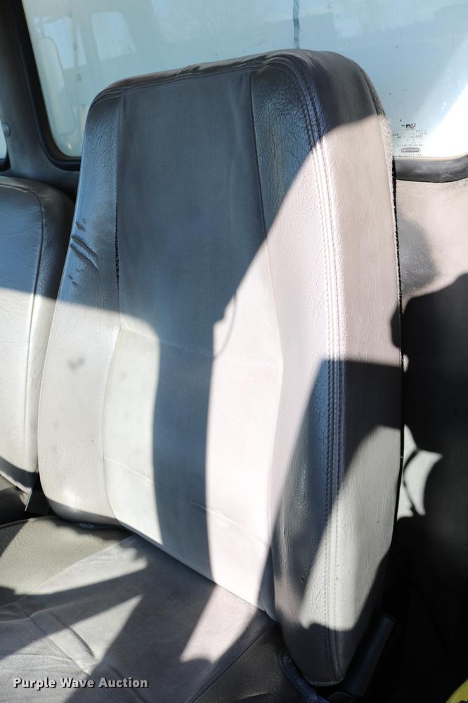 image for item DB6596 2004 Freightliner FL70 box truck