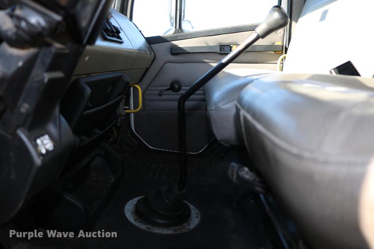 image for item DB6596 2004 Freightliner FL70 box truck