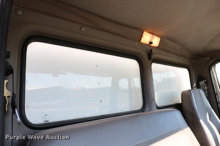 image for item DB6596 2004 Freightliner FL70 box truck