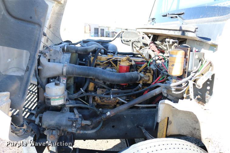 image for item DB6596 2004 Freightliner FL70 box truck