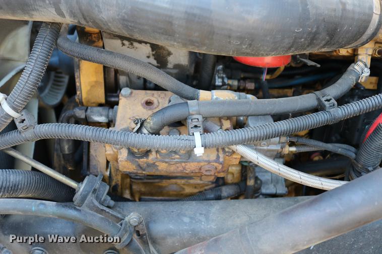 image for item DB6596 2004 Freightliner FL70 box truck