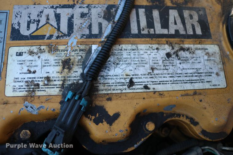 image for item DB6596 2004 Freightliner FL70 box truck