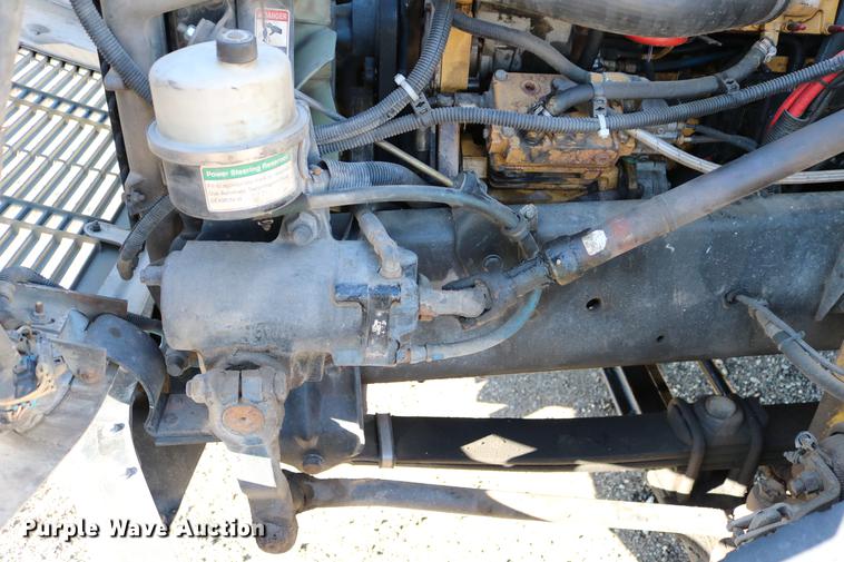 image for item DB6596 2004 Freightliner FL70 box truck