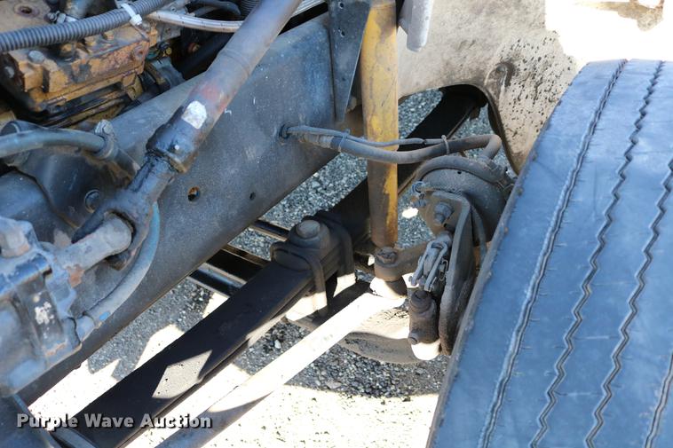 image for item DB6596 2004 Freightliner FL70 box truck