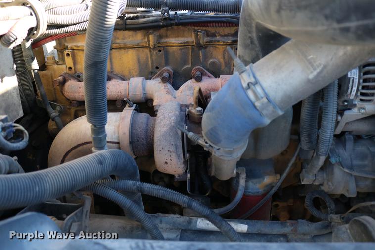 image for item DB6596 2004 Freightliner FL70 box truck