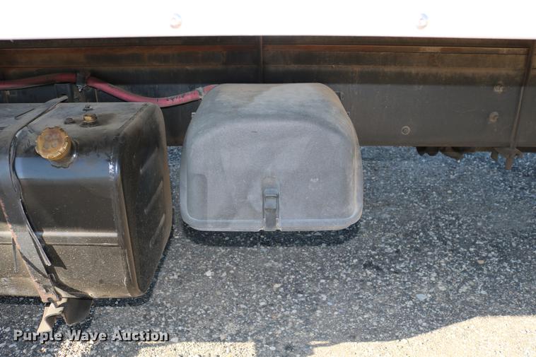 image for item DB6596 2004 Freightliner FL70 box truck