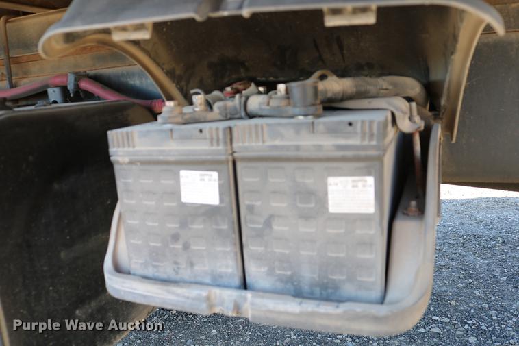 image for item DB6596 2004 Freightliner FL70 box truck