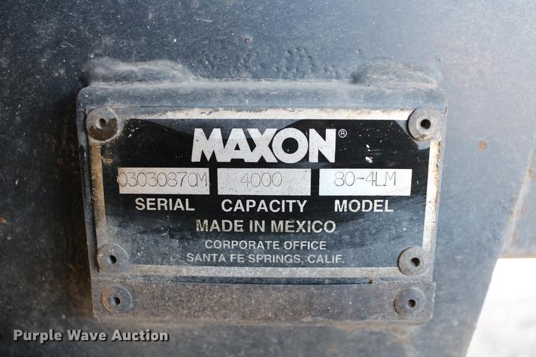 image for item DB6596 2004 Freightliner FL70 box truck