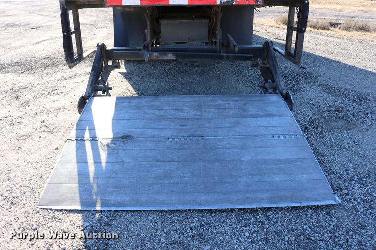 image for item DB6596 2004 Freightliner FL70 box truck