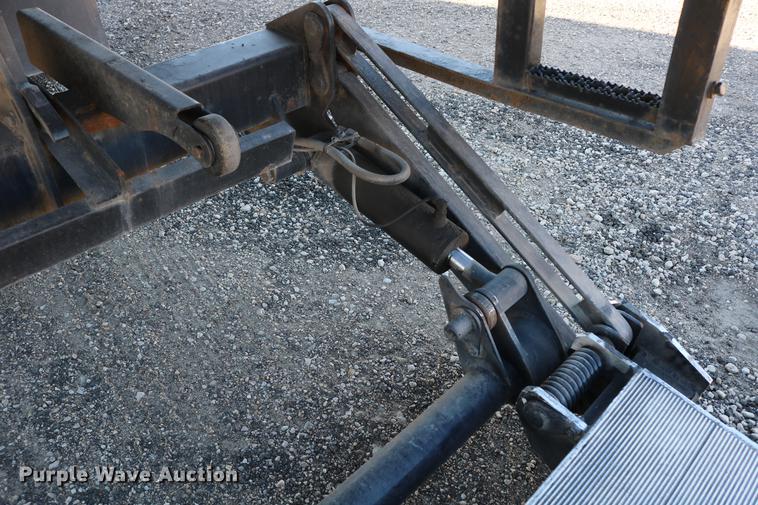 image for item DB6596 2004 Freightliner FL70 box truck