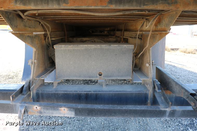 image for item DB6596 2004 Freightliner FL70 box truck