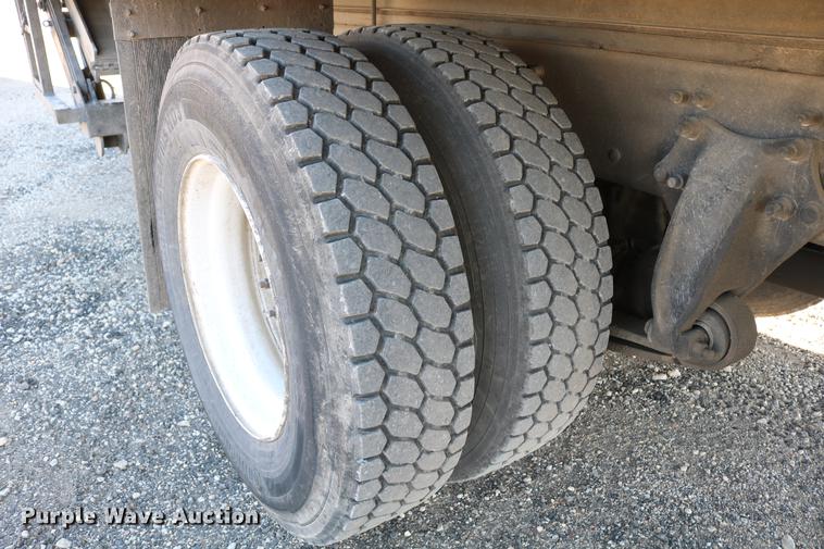 image for item DB6596 2004 Freightliner FL70 box truck