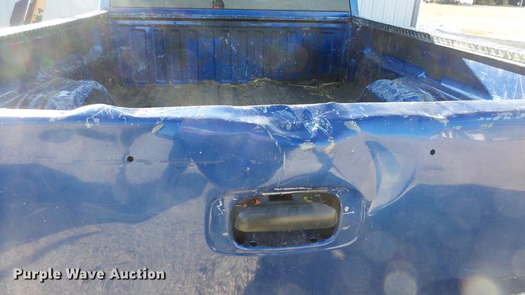 image for item DC0583 2003 Chevrolet Silverado 2500HD Ext. Cab pickup truck