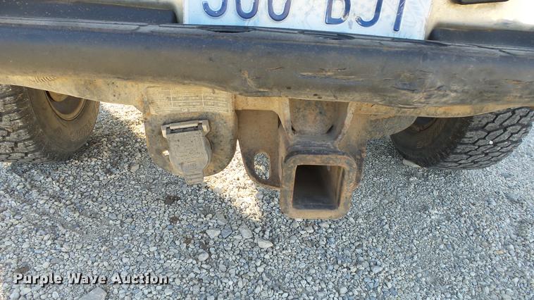 image for item DC0583 2003 Chevrolet Silverado 2500HD Ext. Cab pickup truck