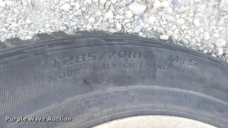 image for item DC0583 2003 Chevrolet Silverado 2500HD Ext. Cab pickup truck