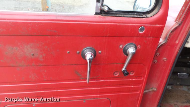 image for item DC0610 1956 International R-100 pickup truck