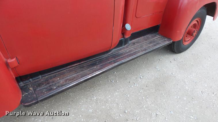 image for item DC0610 1956 International R-100 pickup truck