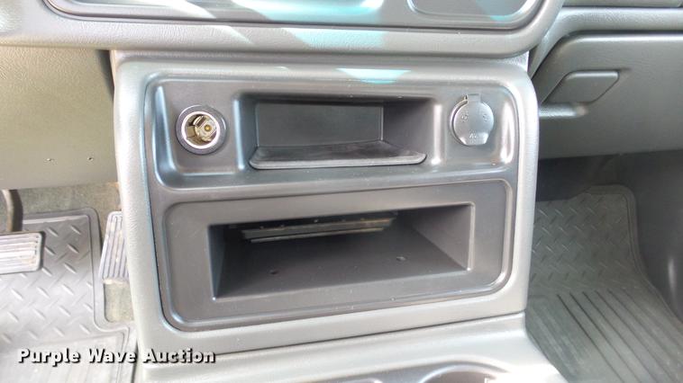 image for item DC0623 2004 GMC Sierra 1500 Ext. Cab pickup truck