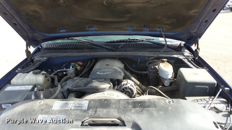 image for item DC0623 2004 GMC Sierra 1500 Ext. Cab pickup truck