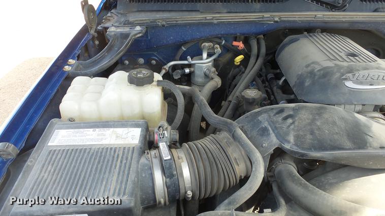 image for item DC0623 2004 GMC Sierra 1500 Ext. Cab pickup truck