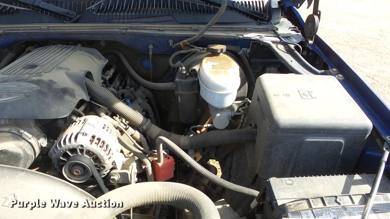 image for item DC0623 2004 GMC Sierra 1500 Ext. Cab pickup truck