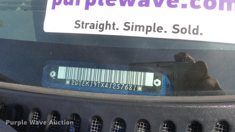 image for item DC0623 2004 GMC Sierra 1500 Ext. Cab pickup truck