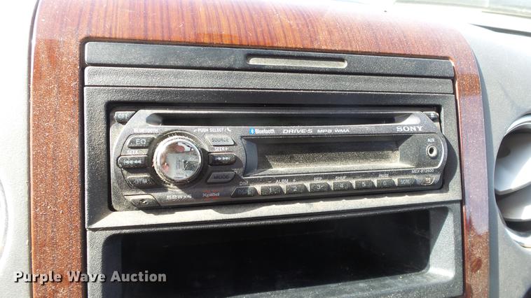 image for item DC0624 2006 Ford F150 SuperCrew pickup truck